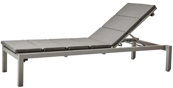 Cane-Line Relax solstol - lysegrå med pute i grå